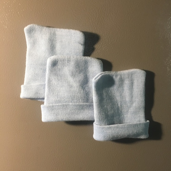 Lot of 3 Baby Blue Beanies - Picture 2 of 2